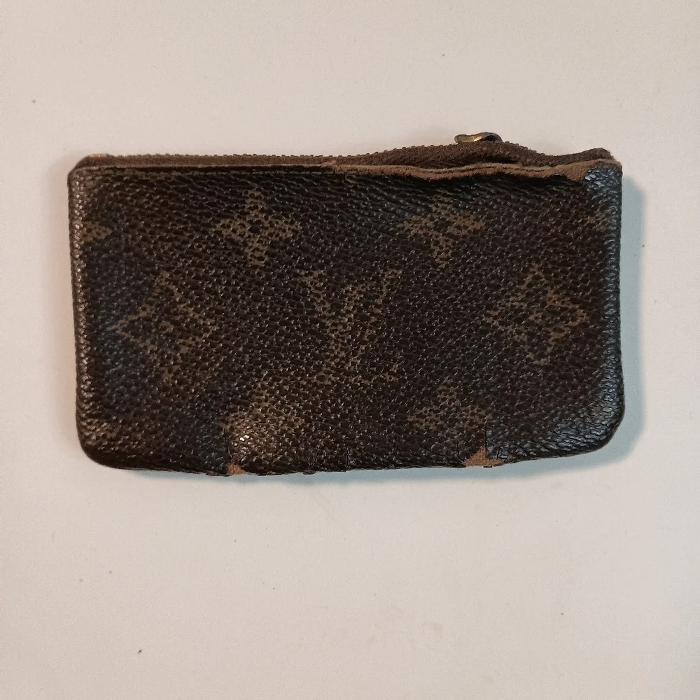 LOUIS VUITTON Monogram Pochette Coin Case Brown